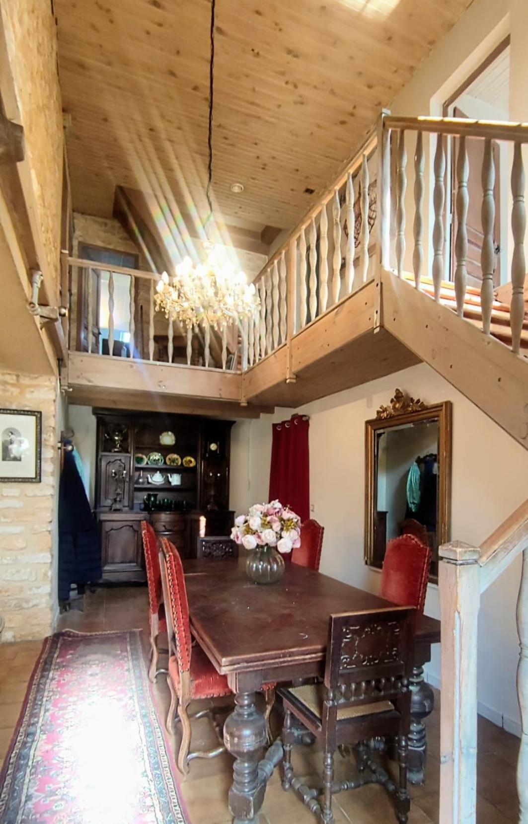 La Maison Bleue Varzy Exterior photo