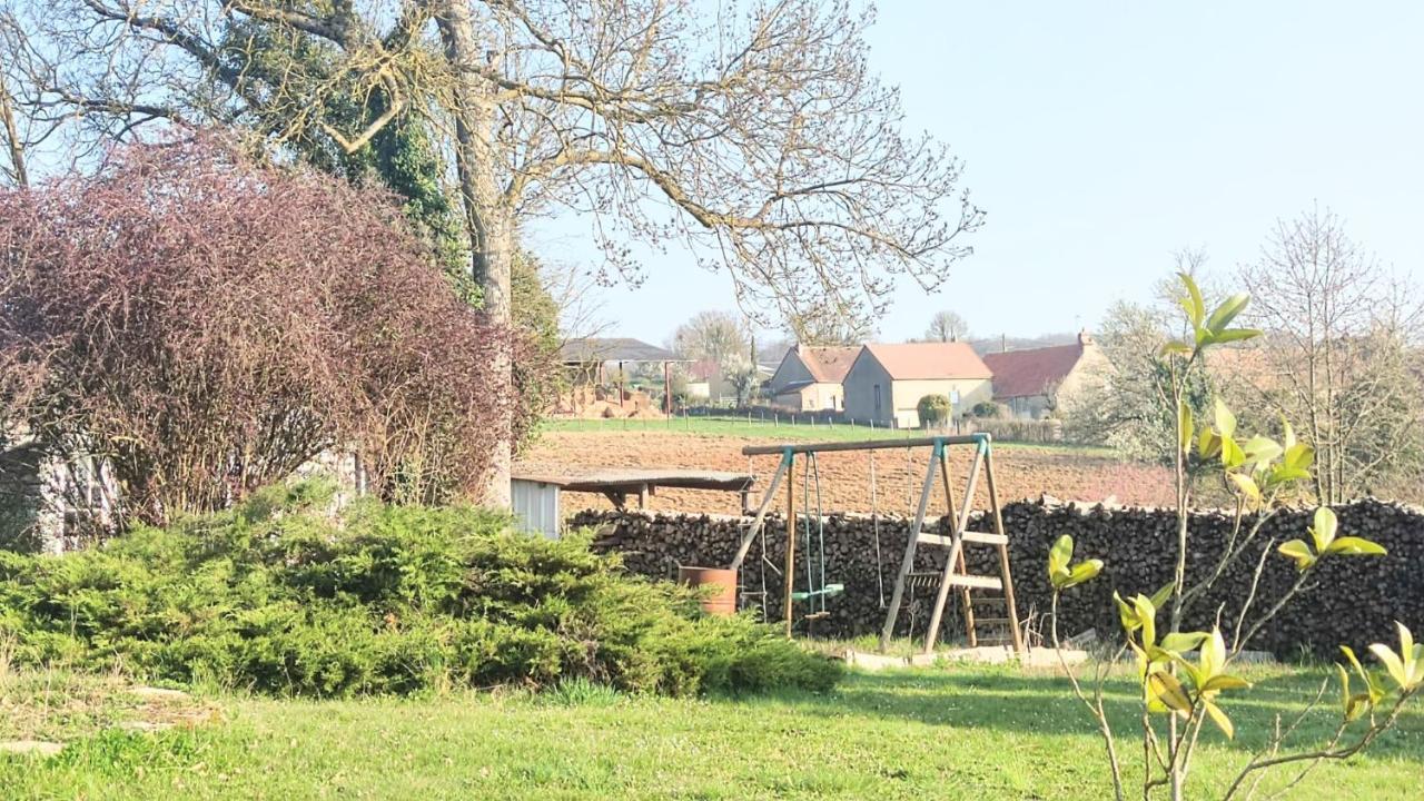 La Maison Bleue Varzy Exterior photo